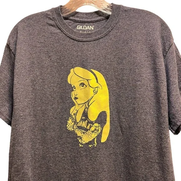 Gildan Alice in Wonderland Tattoo T -Shirt - Picture 2 of 6
